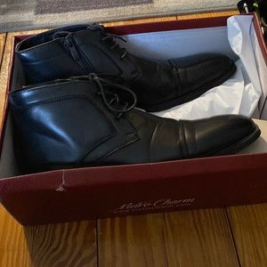 Men’s dress shoe size 7